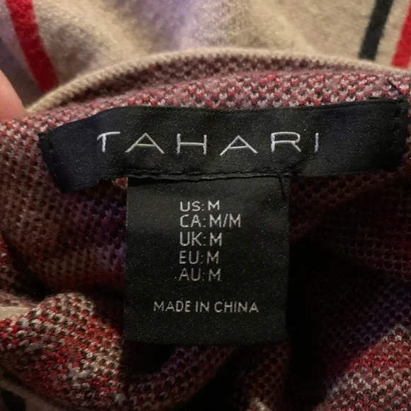 Tahari Womens mock Turtleneck Sweater in Tan with Red Accents plaid - Picture 4 of 5